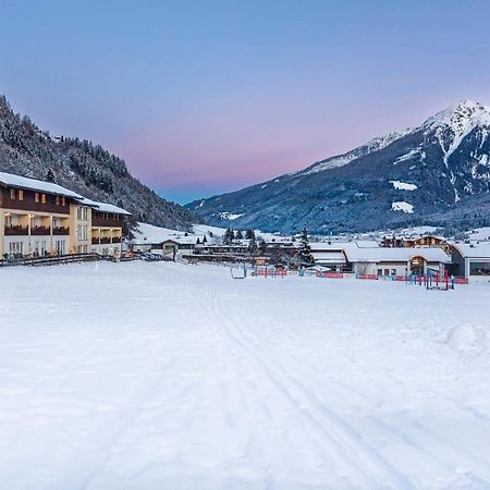 Apparthotel Alpenchalet Нойкирхен-ам-Гросфенедигер Экстерьер фото