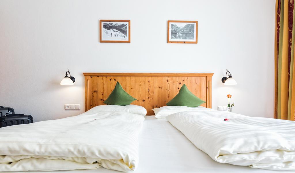 Apparthotel Alpenchalet Нойкирхен-ам-Гросфенедигер Экстерьер фото
