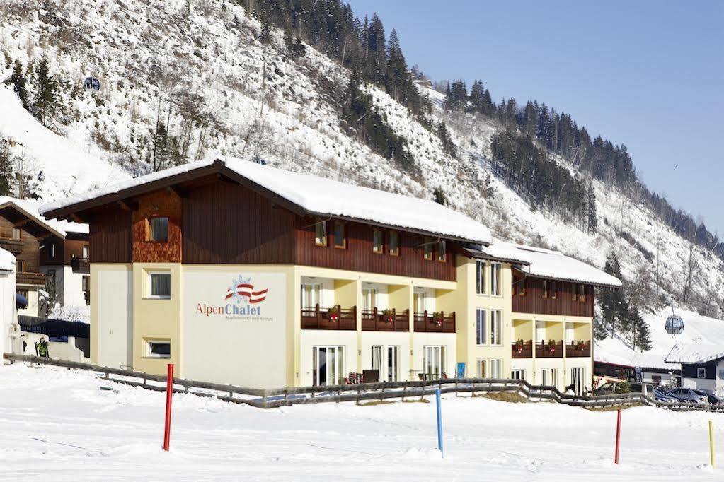 Apparthotel Alpenchalet Нойкирхен-ам-Гросфенедигер Экстерьер фото